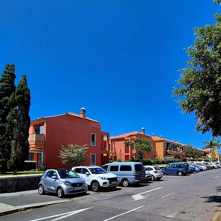 Natalia - Melrose Place Arona (Tenerife)