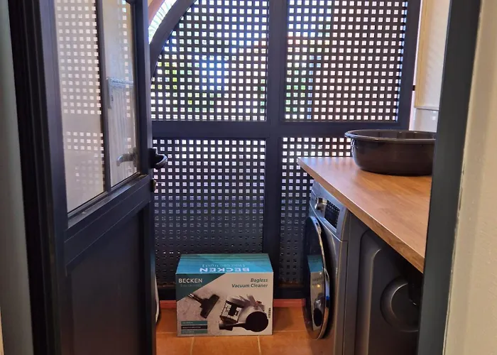 Natalia - Melrose Place Apartamento